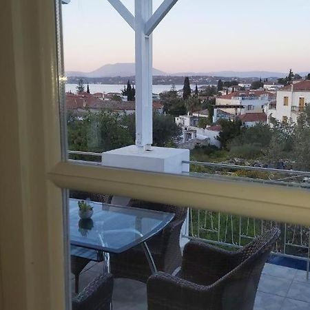 Kas Residence Renovated 2022 Spetses Town ภายนอก รูปภาพ