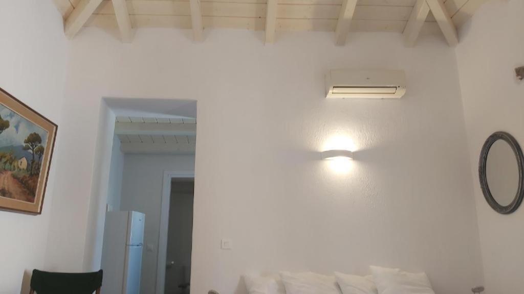 Kas Residence Renovated 2022 Spetses Town ภายนอก รูปภาพ