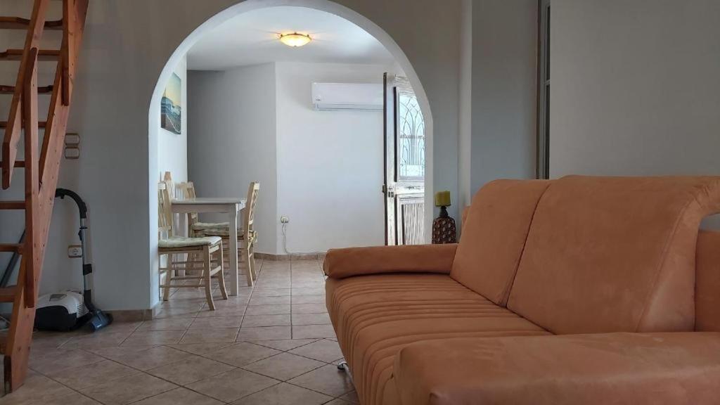 Kas Residence Renovated 2022 Spetses Town ภายนอก รูปภาพ