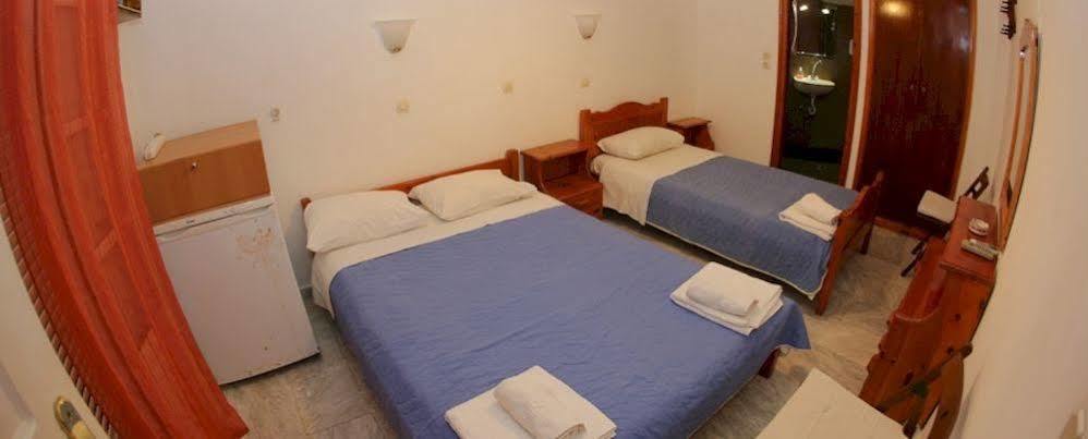 Kas Residence Renovated 2022 Spetses Town ภายนอก รูปภาพ